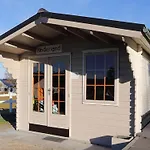 In Am Badesee Semesterbostad Gönnersdorf