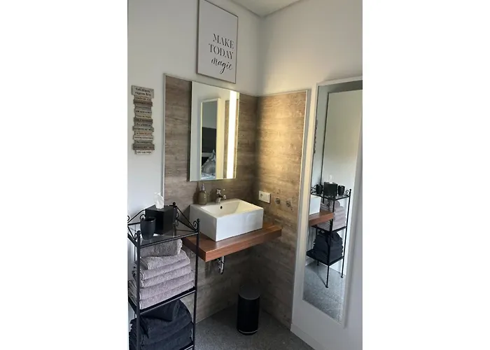 Vakantiehuis In Am Badesee Gönnersdorf